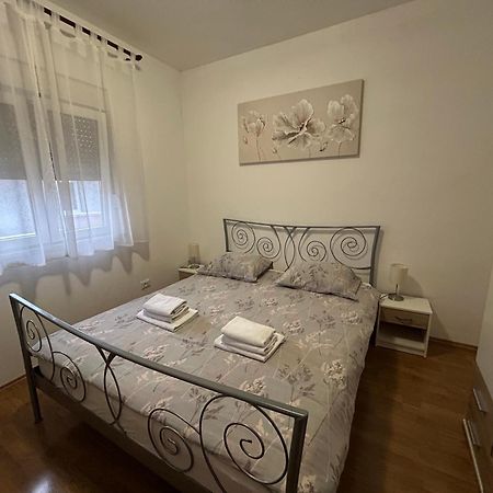 Apartman Petra Kaštela Buitenkant foto